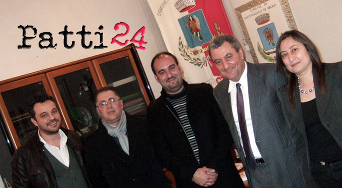 La Giunta: da sinistra, Francesco Gaglio, Tindaro Germanelli, Carmelo Guidara, il Sindaco e Michela Maurotto