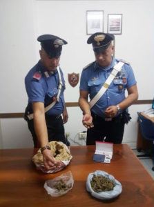 letojanni_marijuana_carabinieri_arresto_001