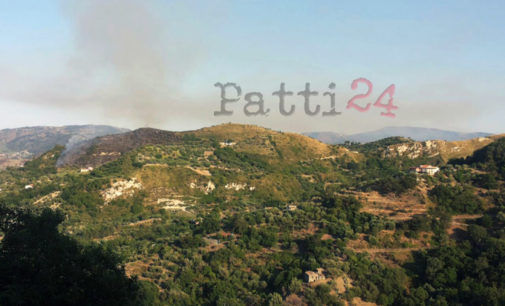 PATTI – Un incendio ha interessato nel pomeriggio di oggi il territorio nelle contrade Carasi e San Paolo