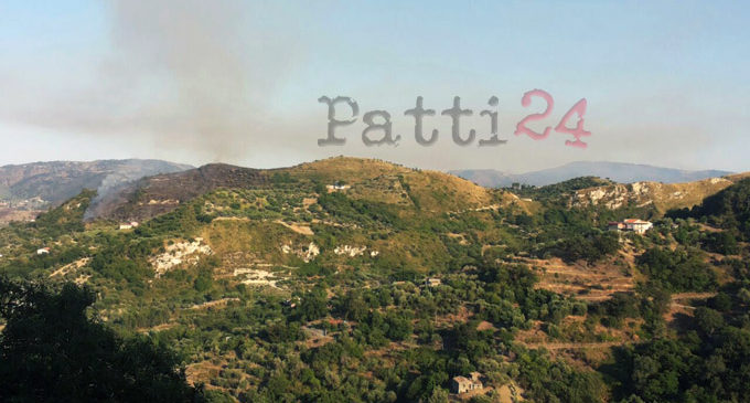PATTI – Un incendio ha interessato nel pomeriggio di oggi il territorio nelle contrade Carasi e San Paolo