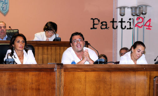 SAN PIERO PATTI- Ornella Trovato rompe il silenzio: « Rimango  alla guida  di San Piero Patti ,  ora  “  libera  da  qualsivoglia   condizionamento”»