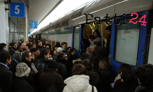 Treni veloci Catania-Palermo e lunga percorrenza a rischio nel 2016.
