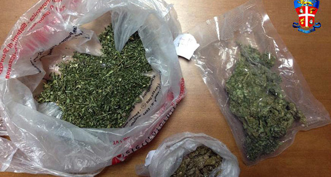 SAVOCA – Blitz dei carabinieri, piombano in casa e trovano droga