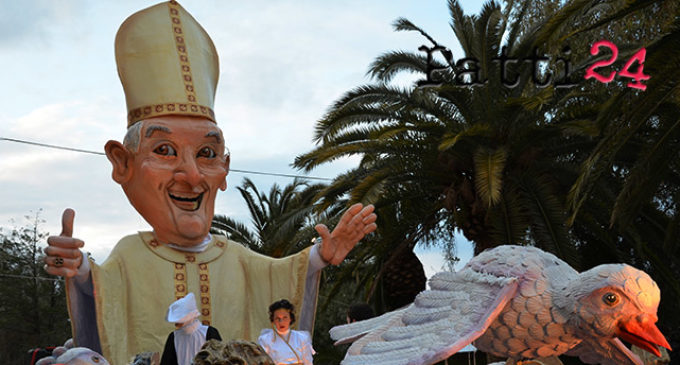 PATTI – Carnevale 2015: vince: ”La pace sia con voi”. Che sia da auspicio per la 54^ edizione