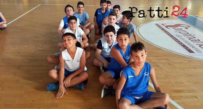 PATTI – Il ”PalaSerranò” di Case Nuove Russo ha ospitato la festa di fine stagione dell’Alma Basket