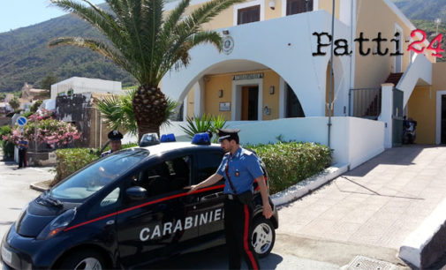 VULCANO – Controllavano mercato ambulanti, divieto di dimora sull’isola per tre isolani di 38, 41 e 64 anni