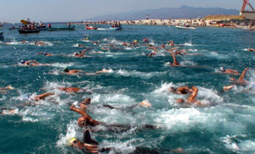 MESSINA – Sabato la Traversata a nuoto dello Stretto, ordinanza della Capitaneria