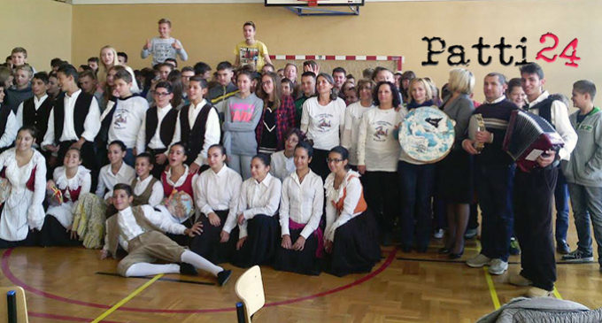 PATTI – I ragazzi della “Bellini” ritornando dalla Polonia: ”Un‘esperienza bellissima e indimenticabile”