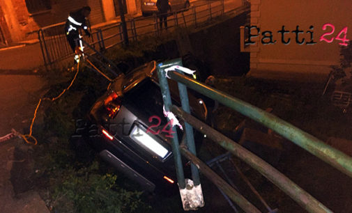 SAN PIERO PATTI –  Auto precipita in una scarpata adiacente ad una abitazione