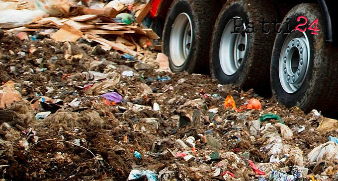 MILAZZO – Emergenza rifiuti, appello dell’Amministrazione: ”Limitare il conferimento”. Riaperte le discariche chiuse