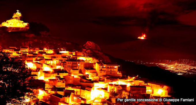 PATTI – L’attività eruttiva dell’Etna comincia a produrre effetti anche sul territorio.