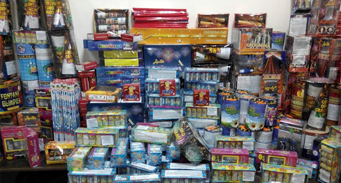 MESSINA – Guardia di Finanza sequestra 18.000 artifici pirotecnici di varia tipologia