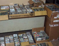 MESSINA – 18.000 cd e dvd contraffatti, scattano le manette per un commerciante