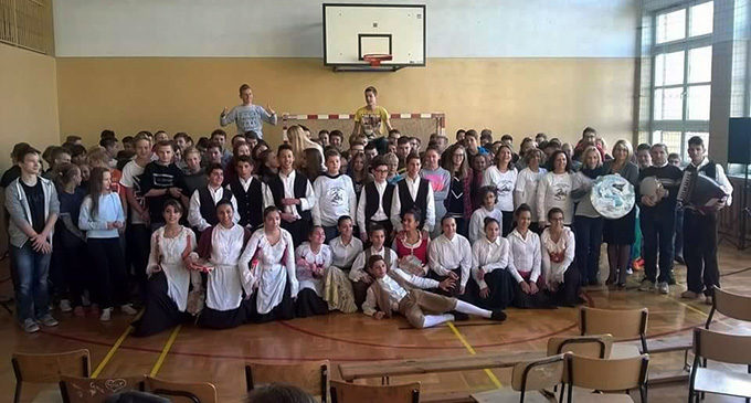 PATTI –  Per “Una scuola senza frontiere” saranno ospiti a Patti alunni della città polacca di Bochnia