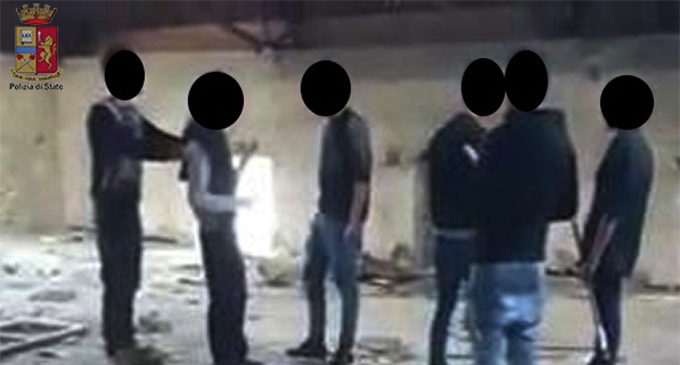 PATTI – 2 dei 4 ”bulli” arrestati sabato scorso sono di Montagnareale e 2 di Gioiosa Marea. Al vaglio la posizione di un maggiorenne