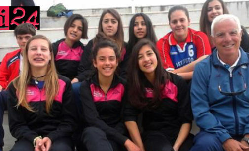 GIOIOSA MAREA – Titolo regionale di atletica leggera su pista nella categoria ”cadette” alle ragazze dell’Istituto Comprensivo gioiosano