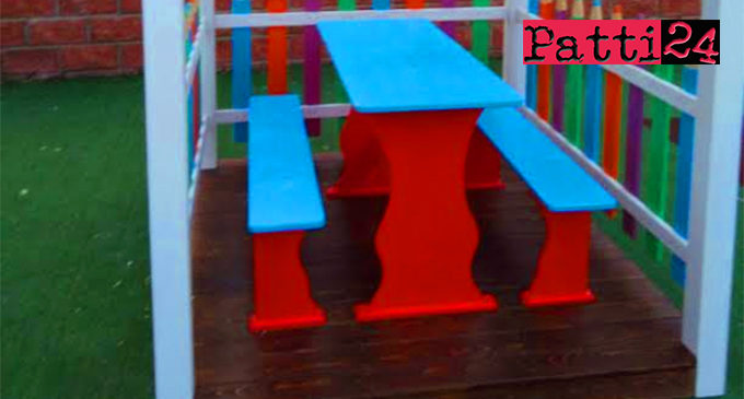 PATTI – Il ”Parco dei colori” di via Padre Pio si arricchisce di una baby ”casetta” in legno
