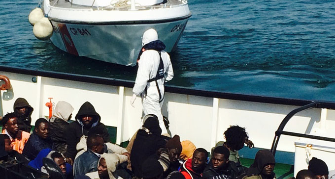 MESSINA – Altri 288 migranti fatti sbarcare nel porto di Messina. Soccorsi nei giorni scorsi nel Canale di Sicilia