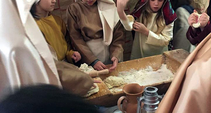 PATTI – “Bethlehem anno 0”. Corridoi e stanze della scuola “Lombardo Radice” diventeranno luoghi della Natività