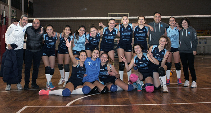 BROLO – Le giocatrici della Saracena Volley hanno domato il Giarre vincendo nettamente (25-19; 25-22; 25-22)