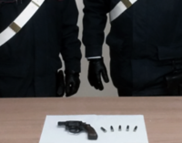 MESSINA – 49enne tratto in arresto per porto abusivo di pistola