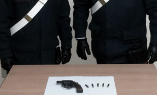 MESSINA – 49enne tratto in arresto per porto abusivo di pistola