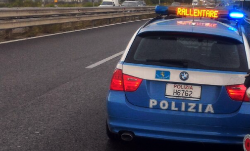 A20 – Incidente mortale sull’autostrada all’altezza di Torregrotta. Perde il controllo della propria auto, sbanda e va a sbattere contro il guard-rail. Morto sul colpo il passeggero