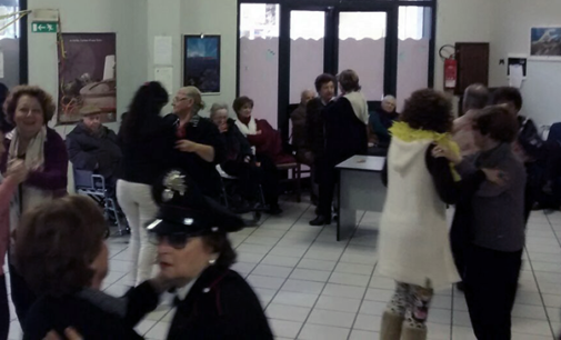 CAPO D’ORLANDO – Successo per la festa di Carnevale al Centro Anziani