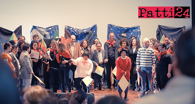 PATTI – ”Teatro Sociale Inclusivo Itinerante”. Grande successo per ”Mary Poppins … tutti insieme!” in scena a Capo D’Orlando