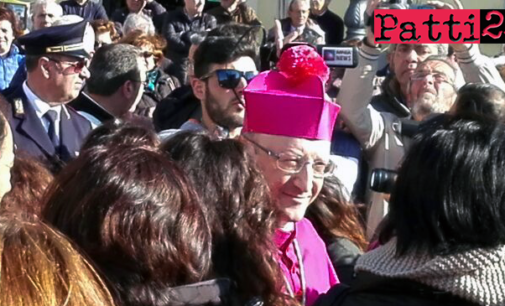 PATTI – La città di Patti ha accolto festosamente il nuovo vescovo della diocesi, monsignor Guglielmo Giombanco