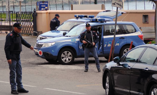 TAORMINA – In servizi straordinari di controllo autopattuglie dotate del sistema di bordo ”Mercurio” che scansiona le targhe anche in movimento