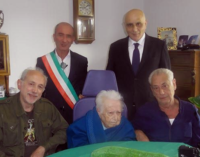 MILAZZO – Il sindaco omaggia i 100 anni di Giuseppa Corso