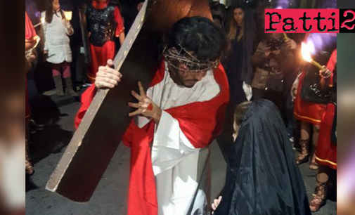 PATTI – La Via Crucis Vivente dei giovani della Parrocchia ”San Nicolò di Bari”