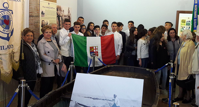 MILAZZO – La barca e gli arnesi da pesca di Luigi Rizzo a molo Marullo
