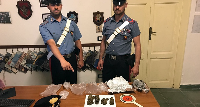 FILICUDI – Arrestato 19enne per droga