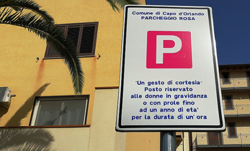 CAPO D’ORLANDO – Nascono i “parcheggi rosa” per le donne in gravidanza e le neomamme