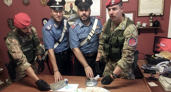 MESSINA – Blitz antidroga dei carabinieri al Rione Mangialupi, 3 arresti