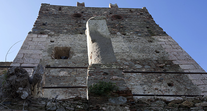 VILLAFRANCA TIRRENA – ”Castello… in Aria”, dopo due anni di attività, 41 manifestazioni e 5000 persone coinvolte chiude sabato con il concerto del quartetto ”Glorius”