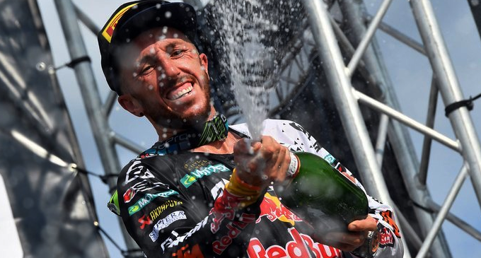 PATTI – Mxgp di motocross. Tony Cairoli è campione del mondo … nove volte campione del mondo