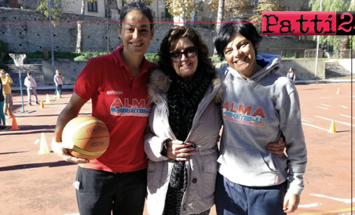 PATTI – Attraverso la scuola, i valori dello sport. Si consolida sempre piu’ il rapporto di collaborazione tra L’Alma Basket Patti e le scuole “Pirandello”e ” Radice”