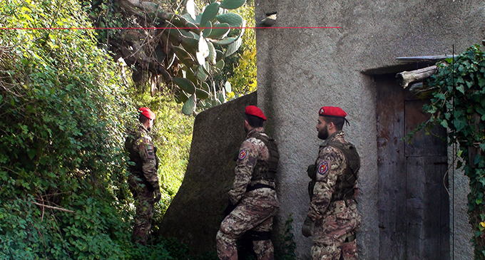 BARCELLONA P.G. – Detenzione illegale di arma comune da sparo, di munizioni e ricettazione. Arrestato 31 enne