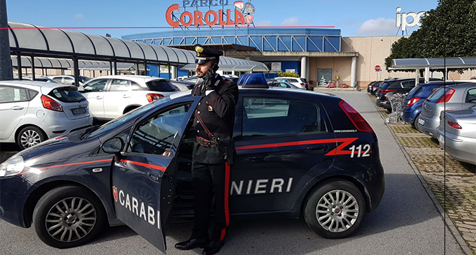 MILAZZO – Tre persone palermitane, di cui una minorenne, arrestate dai Carabinieri per furto aggravato