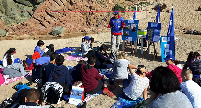 EOLIE – ”Delfini Guardiani”. Il progetto di educazione ambientale di Marevivo coinvolge anche studenti delle Isole Eolie