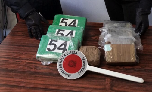 MESSINA – 28enne incensurato trasportava 6 kg di droga tra cocaina ed eroina. Arrestato corriere della droga