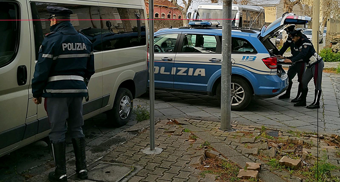 MILAZZO – Polstrada sequestra due pullmans che trasportavano alunni. Controlli e sanzioni per migliaia di euro anche a Patti e Oliveri