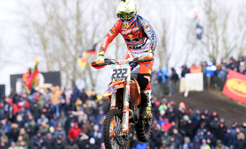 MXGP – In Olanda a Valkenswaard il pattese Tony Cairoli ha ceduto il passo nel finale per il gelo, dopo aver dominato tre quarti di entrambe le manche