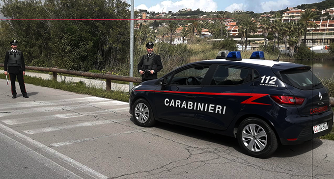 MESSINA – 2 arresti, uno per furto aggravato in concorso, l’altro per violenza e minaccia a pubblico ufficiale