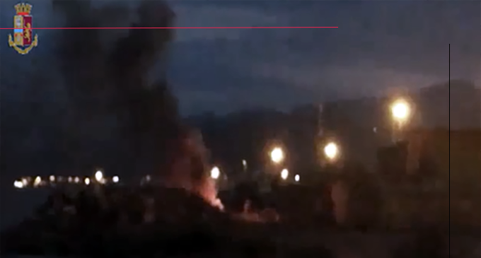 MESSINA – Sorpresi a bruciare cavi in rame, un arresto. Ad allarmare i poliziotti l’alta coltre di fumo