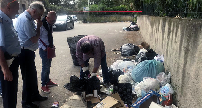 MILAZZO – Mancata differenziazione dei rifiuti e abbandono selvaggio. Altre 10 persone riceveranno a casa un salato verbale di 600 euro