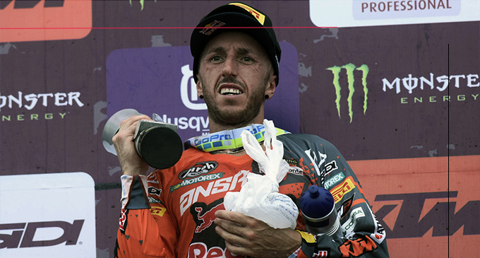 MXGP – Inusuale per il “furetto” di Patti cadere due volte nel corso di un Gp. A dare la spiegazione è lo stesso Cairoli